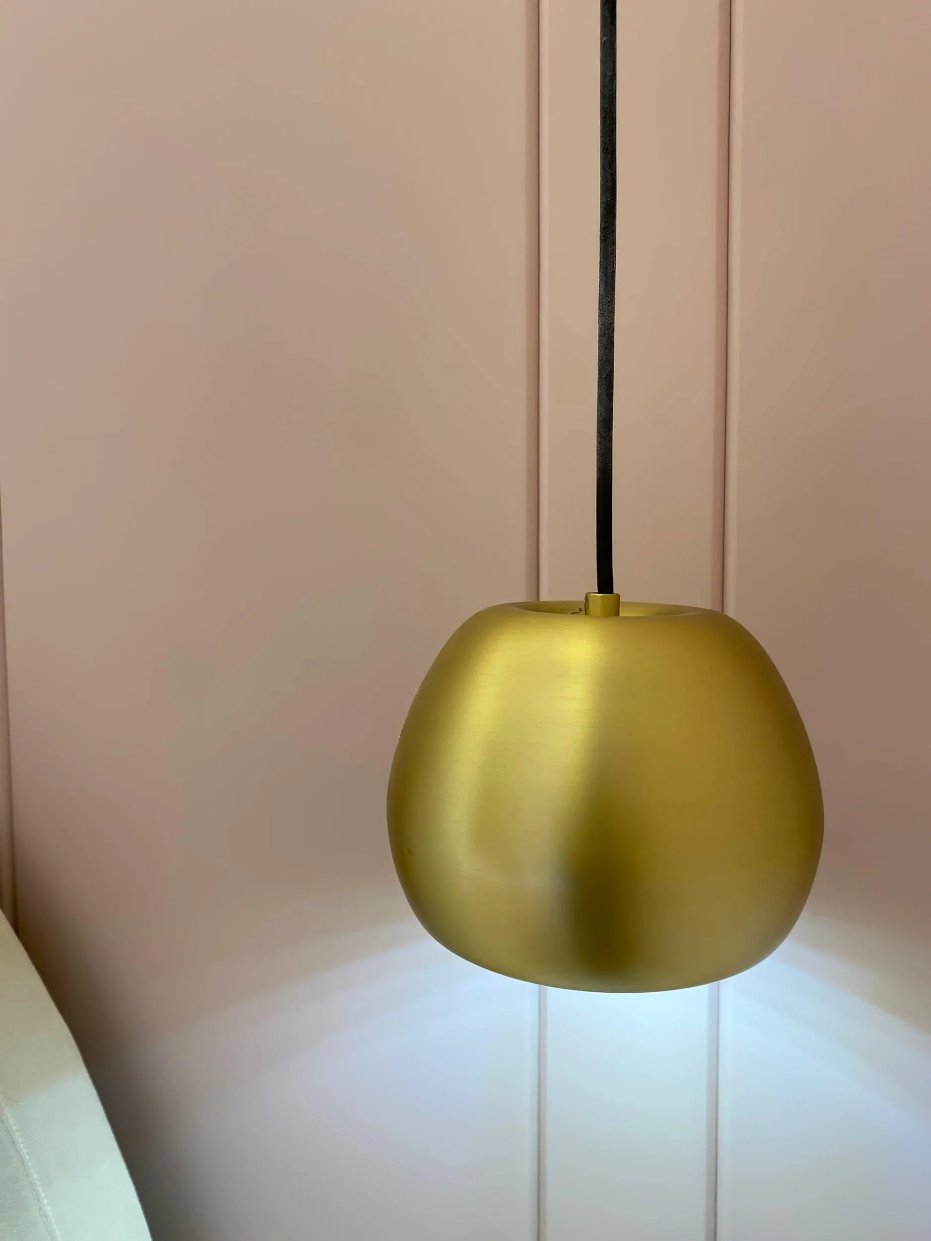 Isaac Pendant Lamp