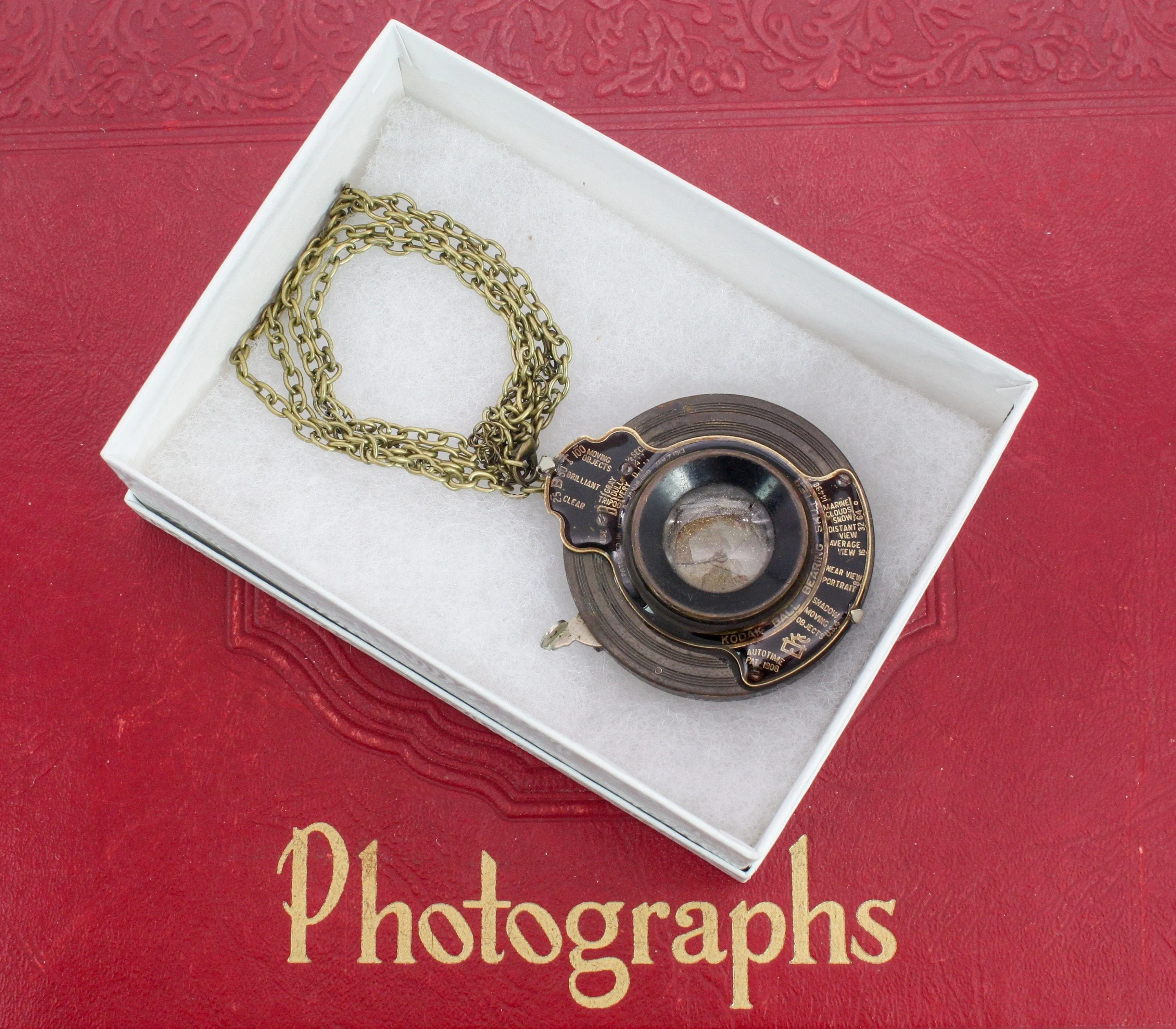 Vintage Camera Lens Pendant Necklace - Gift For Wife - Eco-friendly upcycled Statement Jewelry - gift for her - handmade steampunk jewelry