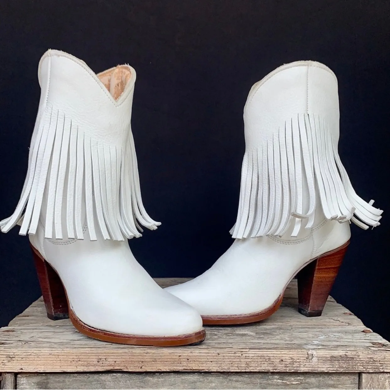 ZODIAC Vintage White Fringe Leather Cowgirl Cowboy Western Boots